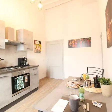 Apartament Nora's House *