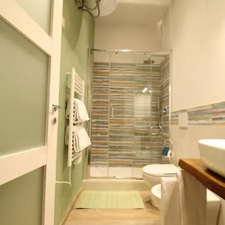 Nora's House Апартаменты *