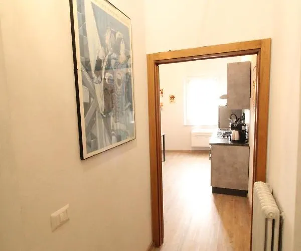 Nora's House Сієна